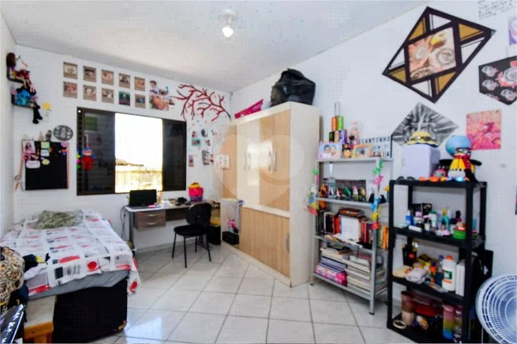 Casa à venda com 3 quartos, sendo 1 suíte,  em Jardim Aida, Guarulhos, SP