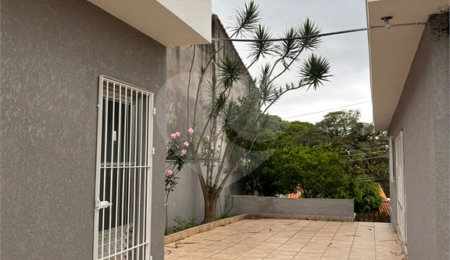 Casa Térrea à venda com 3 quartos em Jaraguá, São Paulo, SP