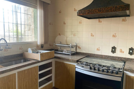 Casa à venda com 5 quartos, sendo 3 suítes, em Vila Rosália, Guarulhos, SP