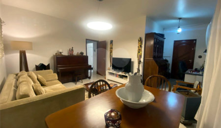 Sobrado à venda com 3 quartos, sendo 1 suíte,  em Campo Belo, São Paulo, SP
