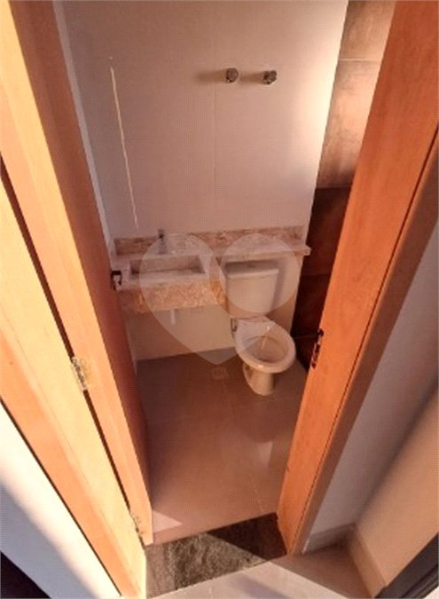 Sobrado à venda com 2 quartos, sendo 1 suíte, em Vila Nina, São Paulo, SP