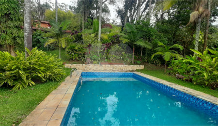 Casa Térrea à venda com 4 quartos, sendo 2 suítes,  em Serra da Cantareira, Mairiporã, SP