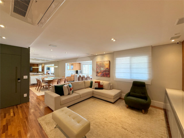 Apartamento à venda com 3 suítes em Chácara Santo Antônio (zona Sul), São Paulo, SP
