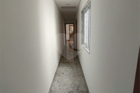 Sobrado à venda, 3 suítes, garagem, a 300 m do metrô Vila Matilde