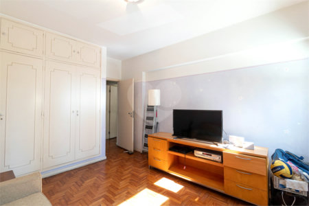 Apartamento à venda com 2 quartos, sendo 1 suíte,  em Itaim Bibi, São Paulo, SP