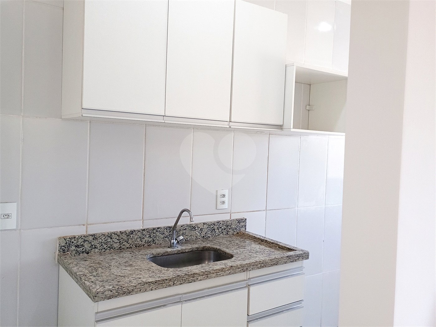 Apartamento à venda com 2 quartos, sendo 1 suíte, em Residencial Flórida, Ribeirão Preto, SP