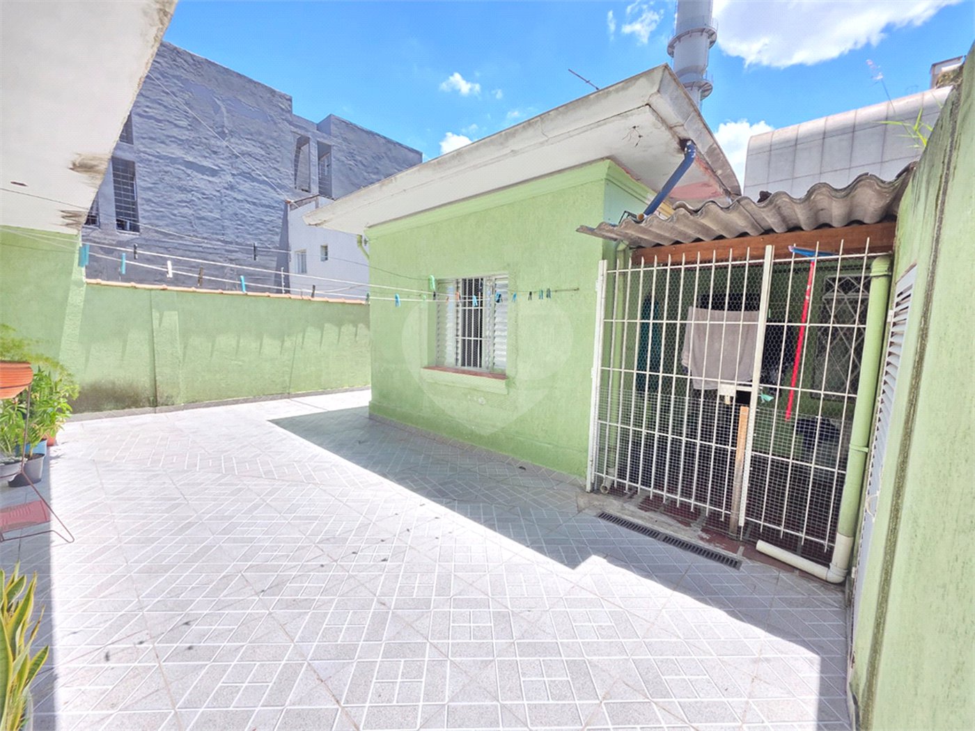 Casa à venda com 3 quartos, sendo 1 suíte,  em Ferreira, São Paulo, SP