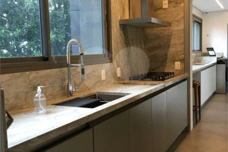 Apartamento à venda com 4 suítes em Vila Gomes Cardim, São Paulo, SP