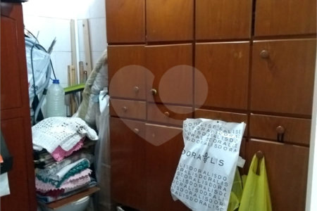 Sobrado à venda com 3 suítes em Jardim Realce, Suzano, SP