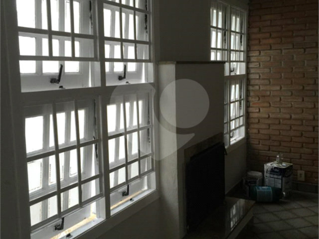 Sobrado à venda com 4 quartos, sendo 1 suíte,  em Indianópolis, São Paulo, SP