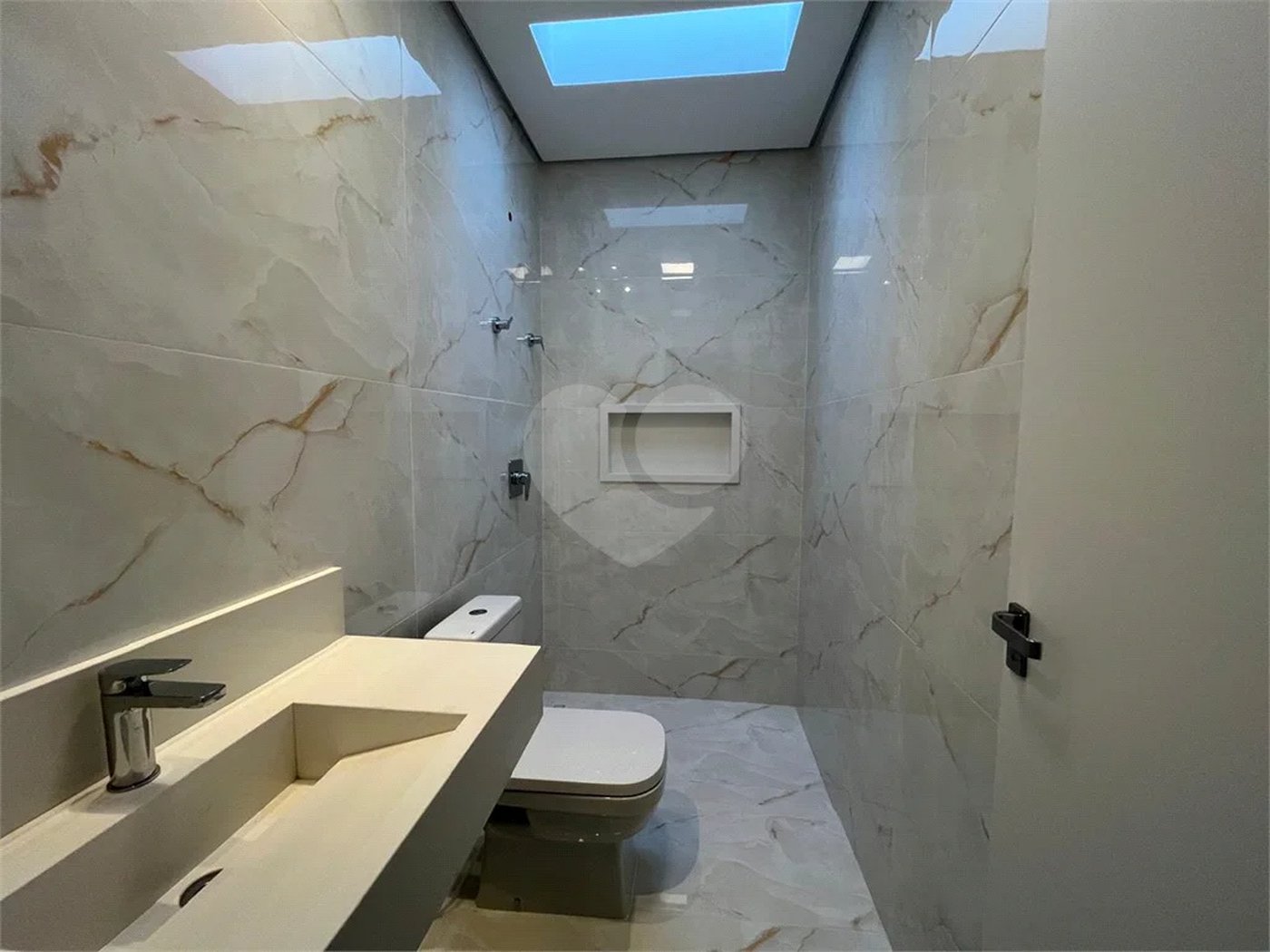 Excelente Casa Plana no Condomínio Bela Vista