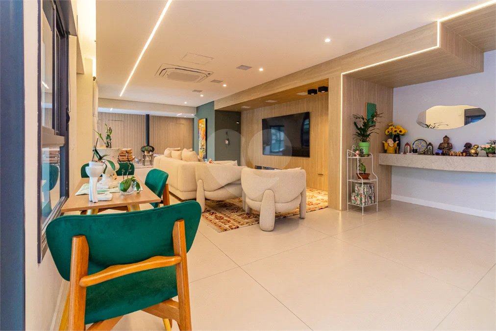 Apartamento 3 suítes 4 vagas 318m² a venda na Vila Sofia - São Paulo