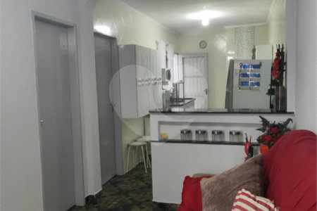 Sobrado à venda com 1 suíte em Jardim Luciana, Itaquaquecetuba, SP