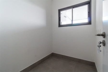 Apartamento à venda ou para alugar com 4 quartos, sendo 3 suítes,  em Jardim Morumbi, São Paulo, SP
