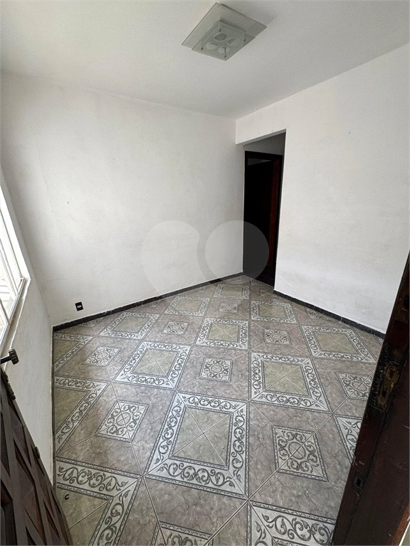 Casa à venda com 2 quartos, sendo 1 suíte, em Vila Augusta, Guarulhos, SP