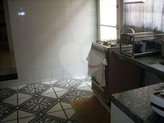 Sobrado à venda com 2 suítes em Carandiru, São Paulo, SP