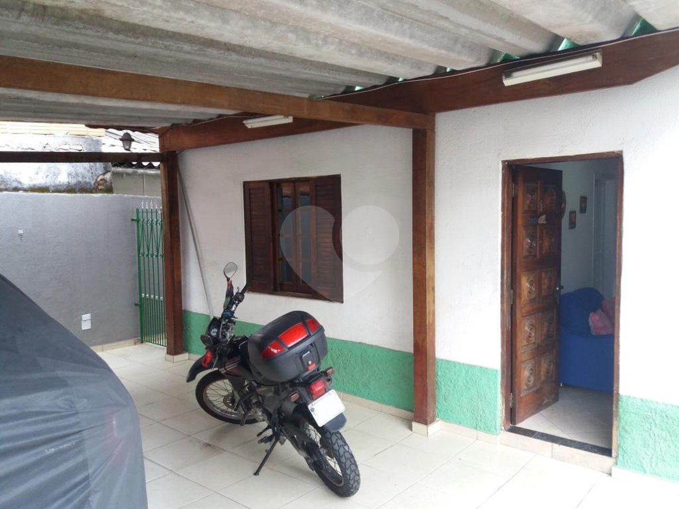 Casa à venda com 4 quartos, sendo 1 suíte,  em Jardim Helga, São Paulo, SP