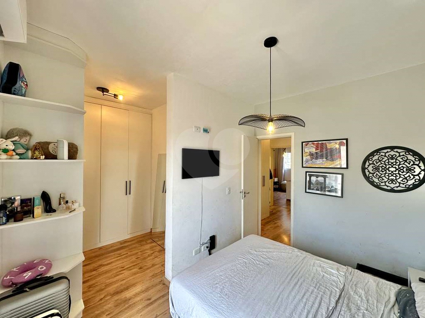 Casa à venda com 3 quartos, sendo 1 suíte, no condomínio Villaggio Viana, Cotia - SP