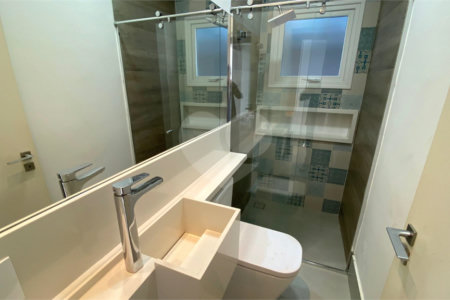 Casa à venda com 4 suítes no condomínio Portal Horizonte, Bragança Paulista - SP