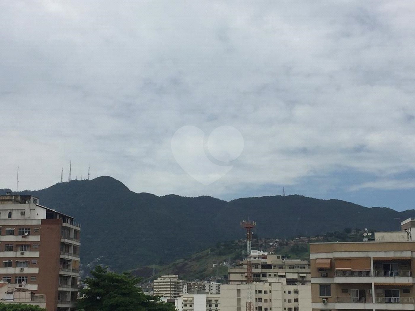 Cobertura à venda com 3 quartos, sendo 2 suítes,  em Vila Isabel, Rio de Janeiro, RJ