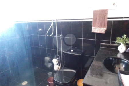 Casa à venda com 4 quartos, sendo 2 suítes, em Jardins, Bragança Paulista, SP