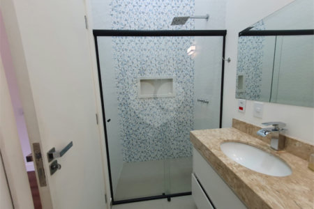 Casa à venda com 6 quartos, sendo 5 suítes, no condomínio Jardim Primavera, Louveira - SP