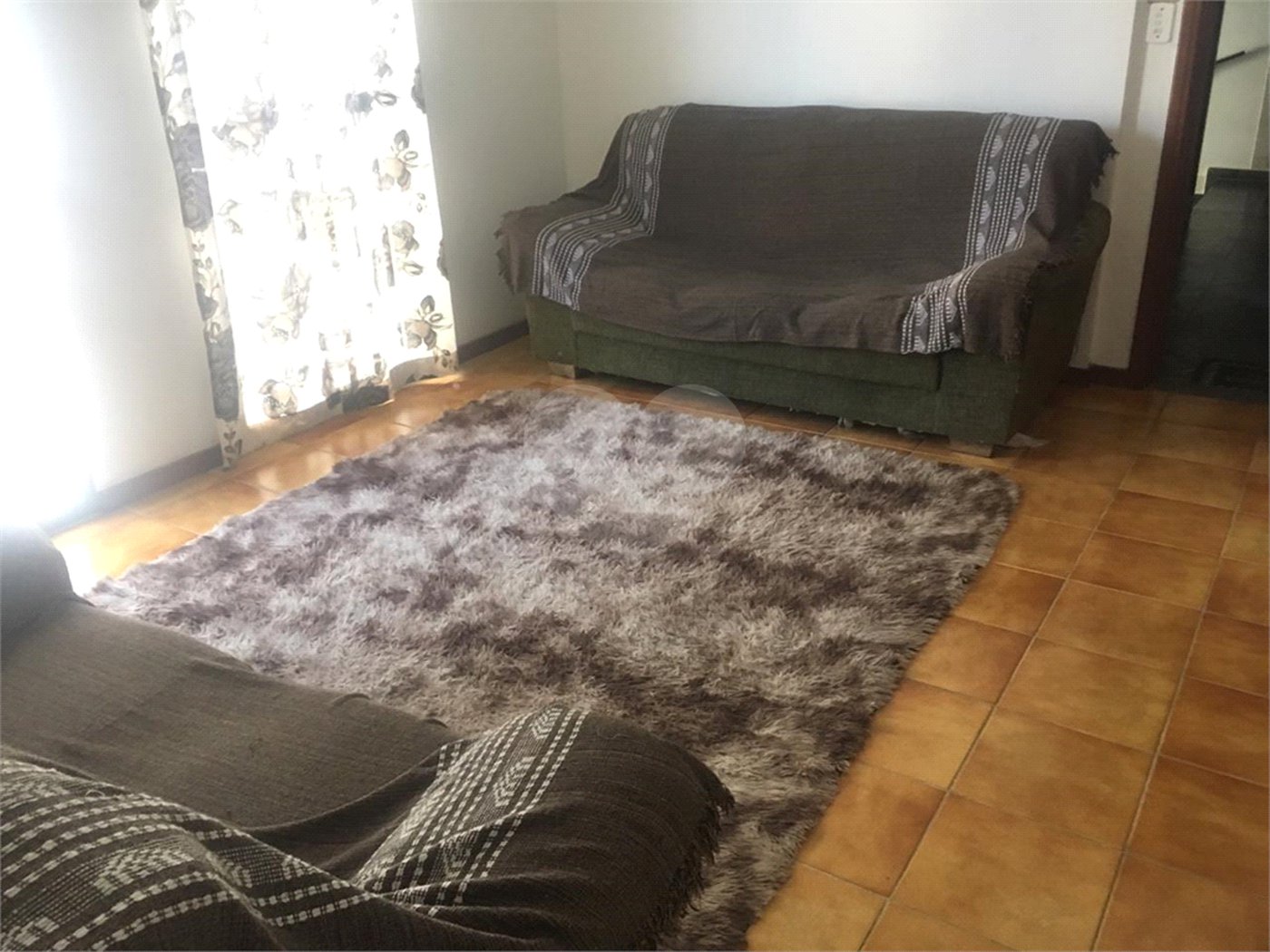 Apartamento à venda com 3 quartos, sendo 1 suíte, em Parque Enseada, Guarujá, SP