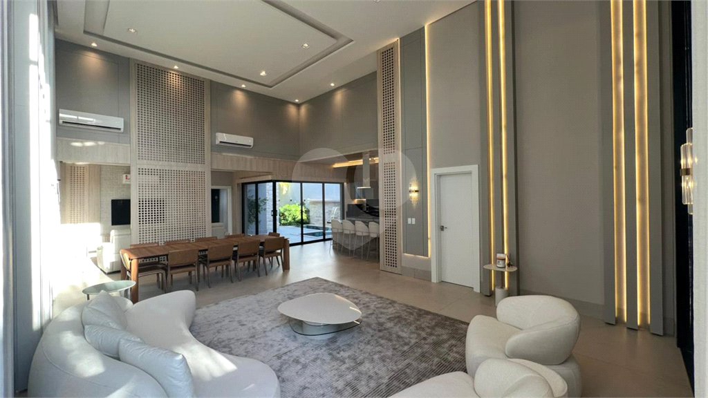 Casa à venda com 3 suítes no condomínio Villa Jardim, Cuiabá - MT