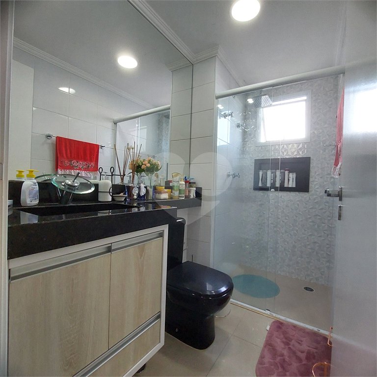 Apartamento à venda com 3 quartos, sendo 1 suíte, em Jardim Flor da Montanha, Guarulhos, SP