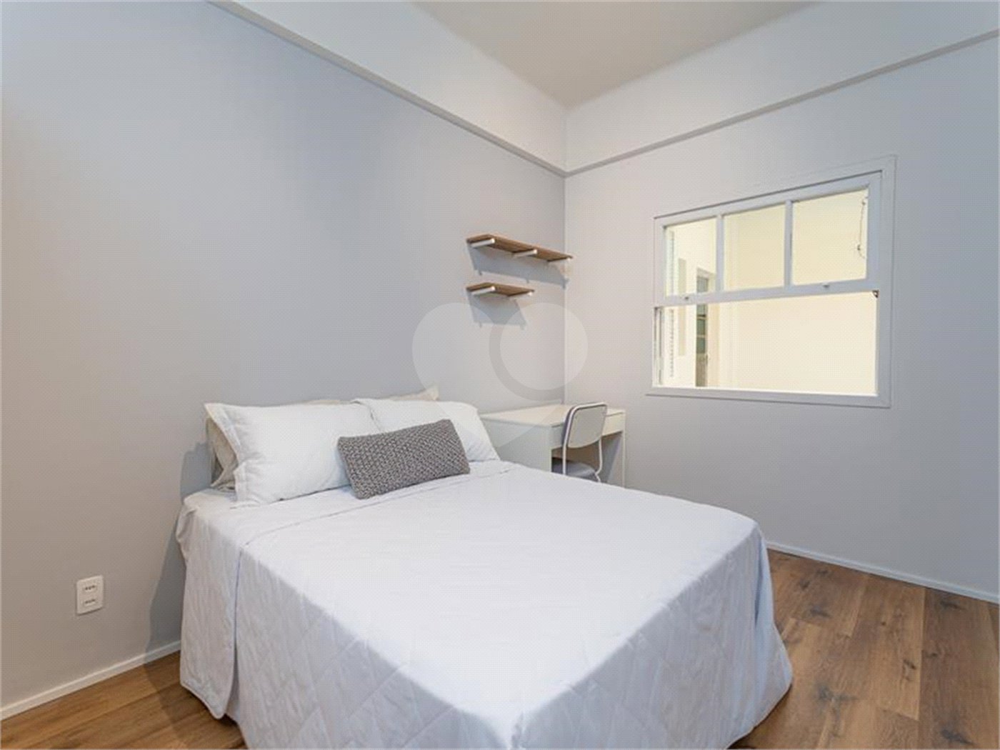 Apartamento à venda com 4 quartos, sendo 1 suíte, em Pinheiros, São Paulo, SP