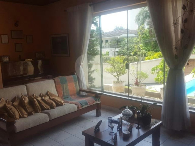 Casa à venda com 3 quartos, sendo 1 suíte,  em Tremembé, São Paulo, SP