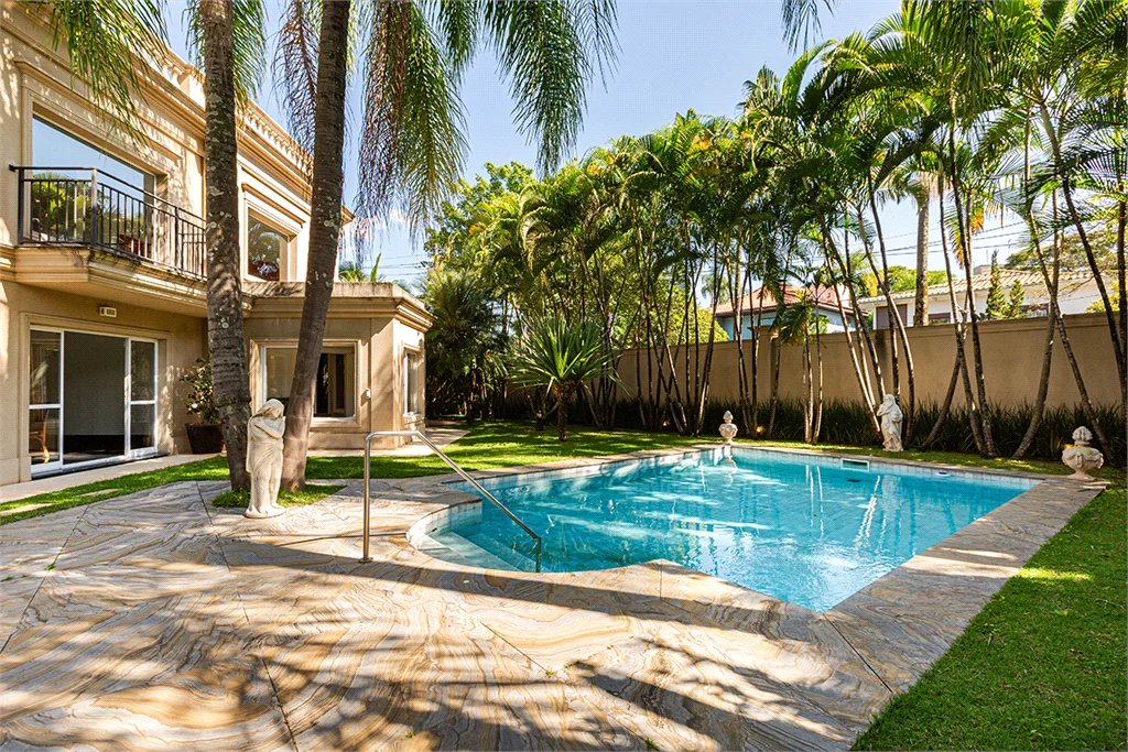 Casa à venda com 4 suítes em Alto de Pinheiros, São Paulo, SP