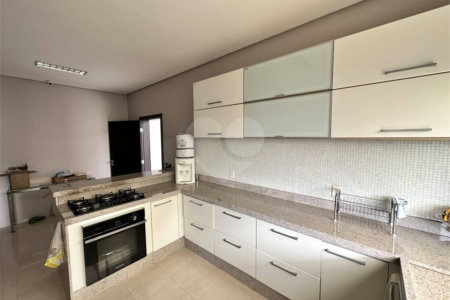 Casa à venda com 3 suítes no Centro-norte, Várzea Grande, MT