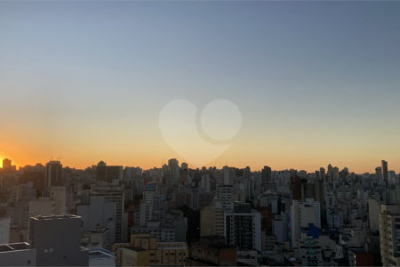 Apartamento à venda com 2 quartos, sendo 1 suíte, em Santa Efigênia, São Paulo, SP