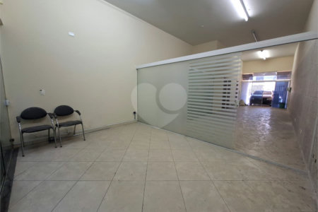 Sobrado à venda em Vila Nogueira, Diadema, SP