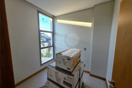 Casa sobrado 3 suítes com piscina Parque Faber IV