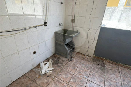 Casa à venda com 4 quartos em Jardim Casa Branca, Suzano, SP