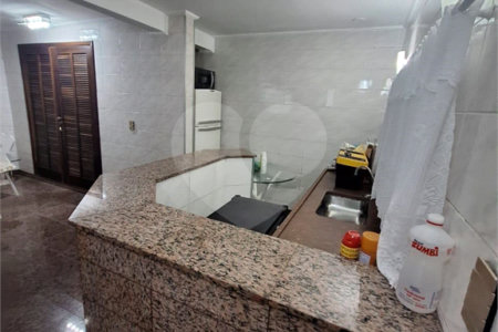Sobrado à venda com 4 quartos, sendo 1 suíte, em Jardim Leonor Mendes de Barros, São Paulo, SP