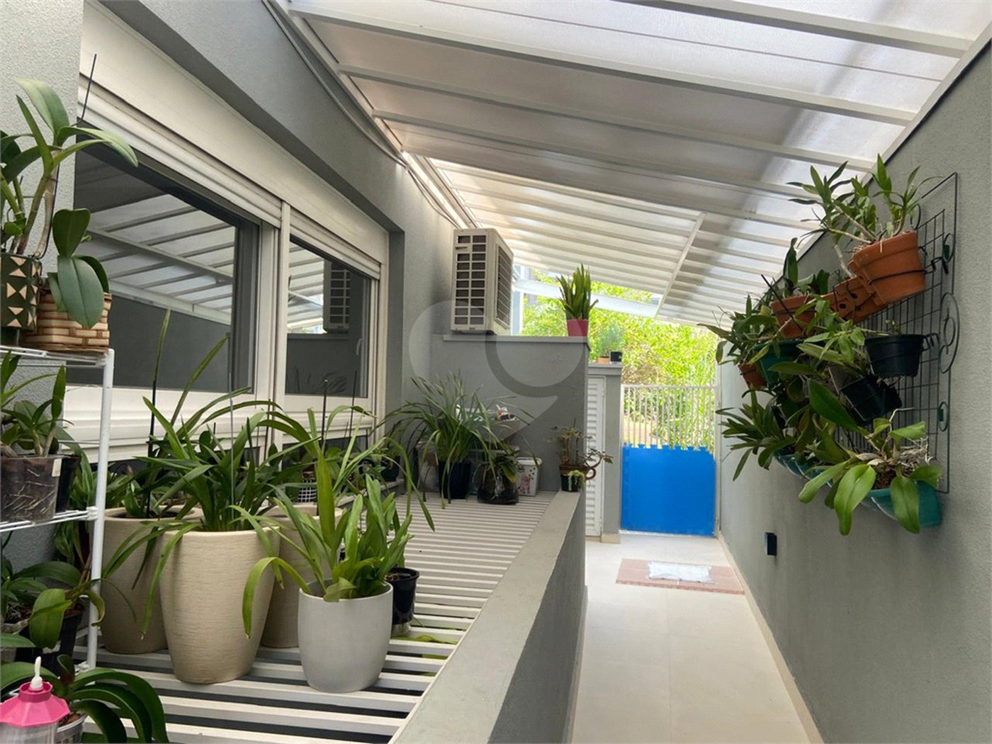 Casa à venda ou para alugar com 4 suítes no condomínio Residencial Gênesis 1, Santana de Parnaíba - SP