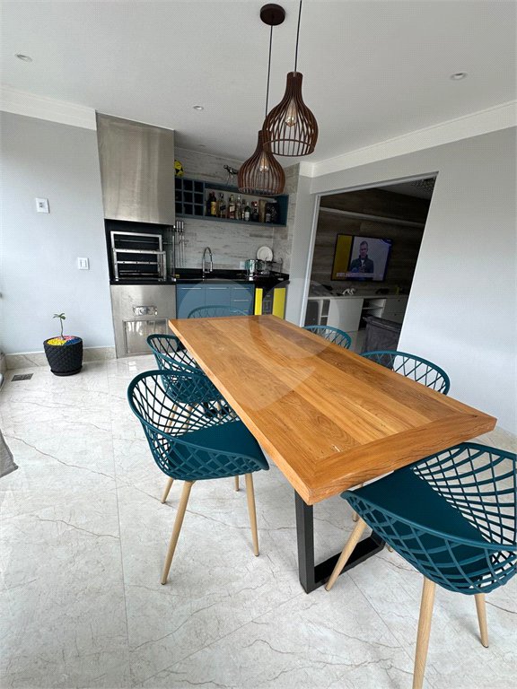 Apartamento à venda com 2 quartos, sendo 1 suíte,  em Vila Leonor, São Paulo, SP