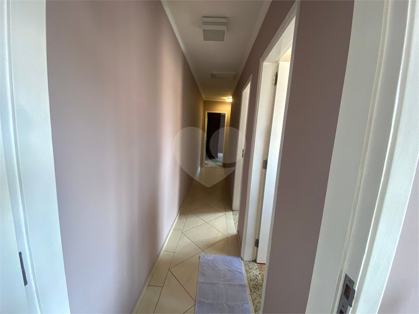 Sobrado à venda com 3 quartos, sendo 1 suíte, em Tremembé, São Paulo, SP