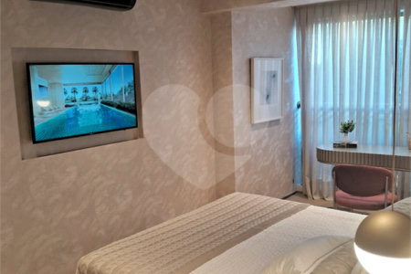 Apartamento à venda com 2 suítes em Vila Mariana, São Paulo, SP