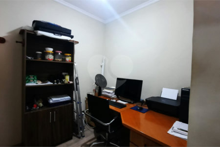 Casa à venda com 3 quartos, sendo 2 suítes, em Santo Amaro, São Paulo, SP