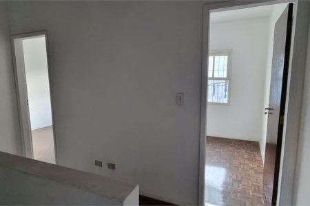Casa à venda com 3 quartos, sendo 1 suíte, em Jardim Rosa Maria, São Paulo, SP