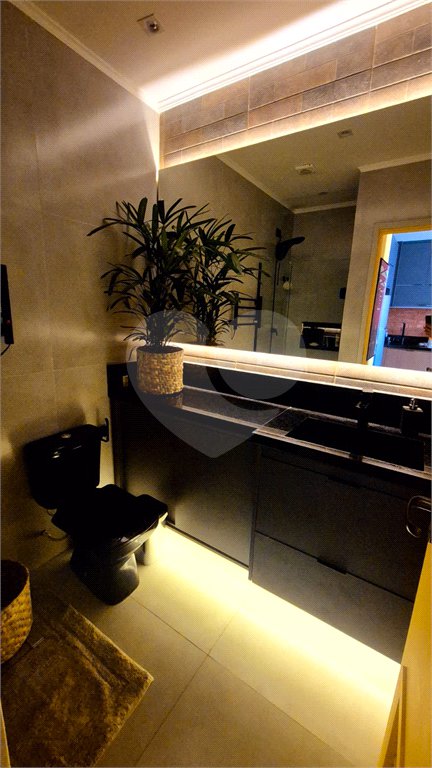 Apartamento à venda com 1 suíte em Vila Uberabinha, São Paulo, SP