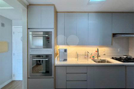Apartamento à venda com 3 quartos, sendo 1 suíte, em Jardim Marajoara, São Paulo, SP
