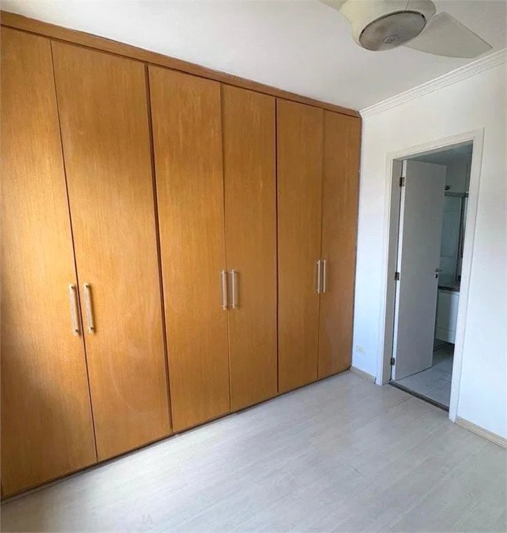 Apartamento à venda com 3 quartos, sendo 1 suíte, em Vila Andrade, São Paulo, SP