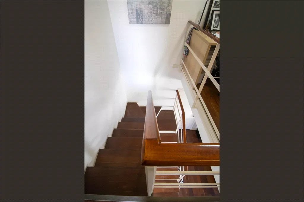 Duplex à venda com 2 suítes em Jardim Londrina, São Paulo, SP