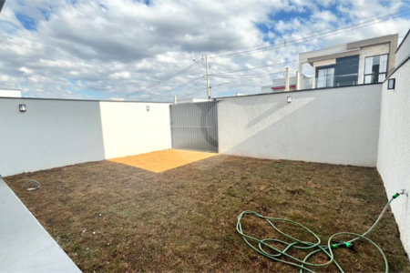 Casa à venda com 3 suítes no condomínio Residencial Villagio Wanel, Sorocaba - SP