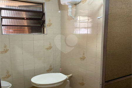 Sobrado à venda com 2 quartos em Vila Nivi, São Paulo, SP